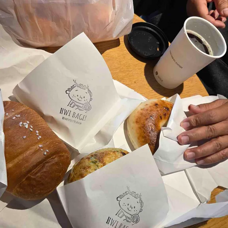 휘베이글 대표 사진