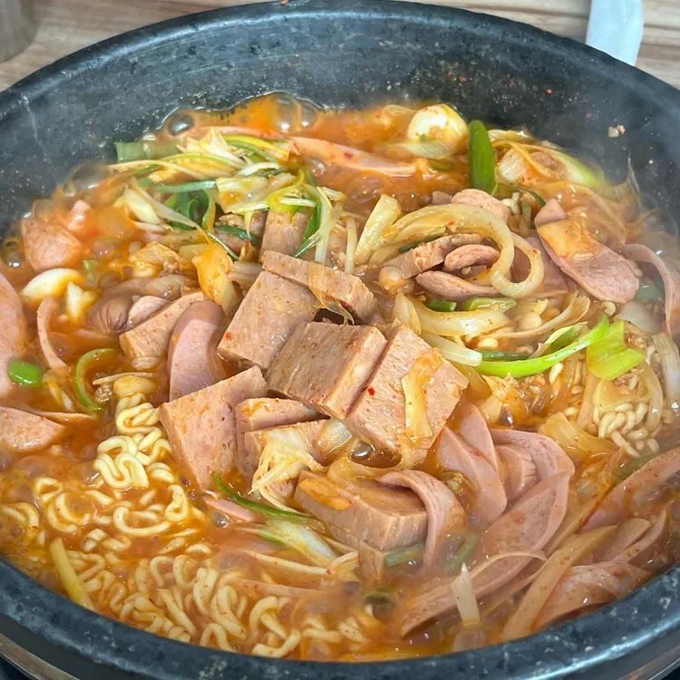 석기정돌솥부대찌개 대표 사진