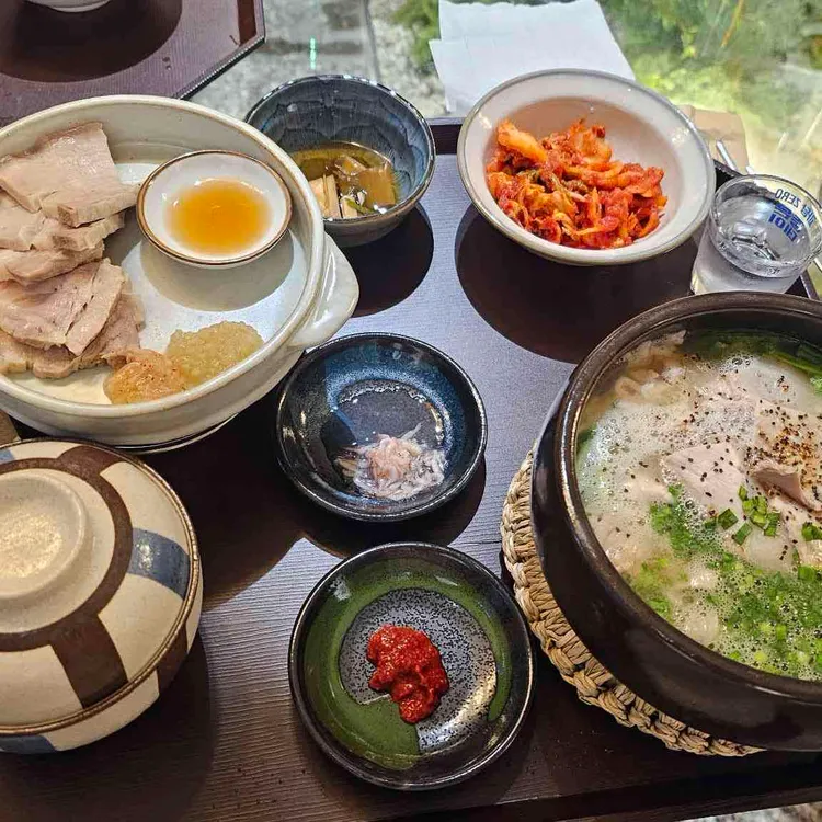 한약방돼지국밥 형제식품 대표 사진