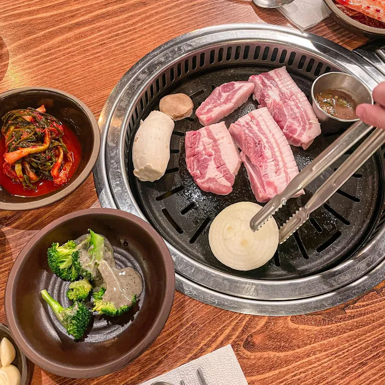 흑돼지 숙성망고항정(1인분)(200g)