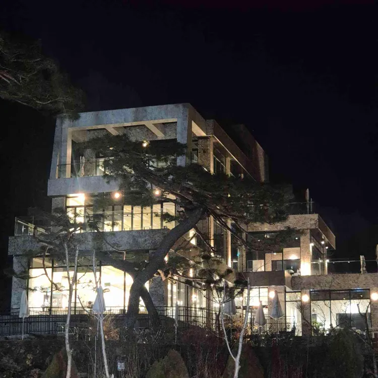 키스톤 스피시즈 사진