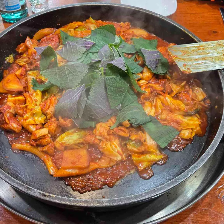 큐브 철판 스테이크