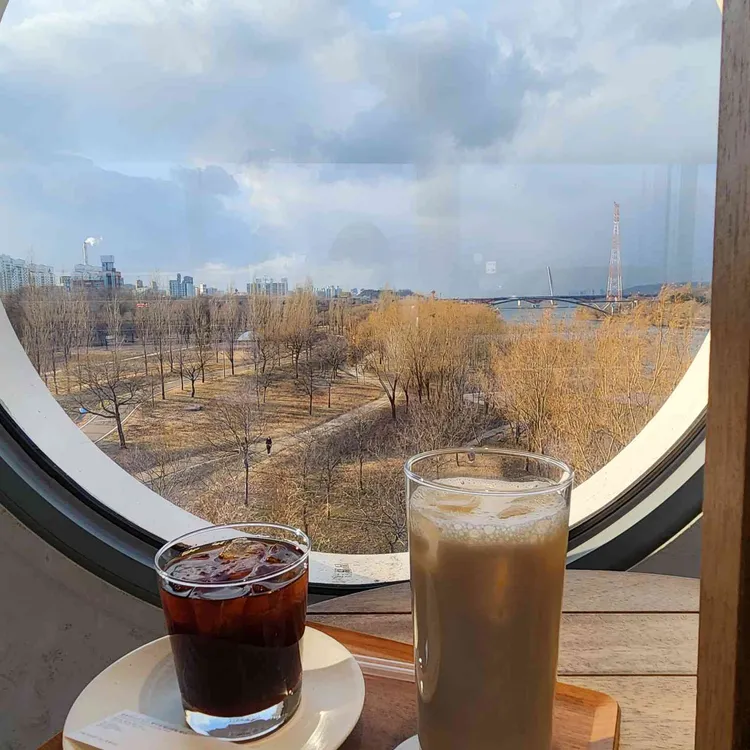 카페진정성 한강편 커피하우스 사진