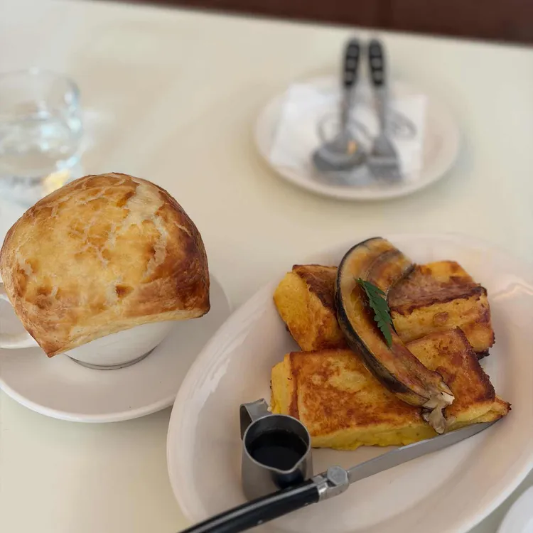 콘드에뻬뻬 사진