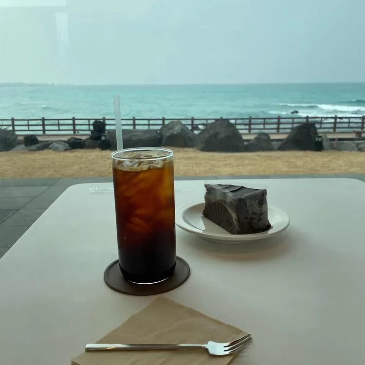 카페 연 대표 사진