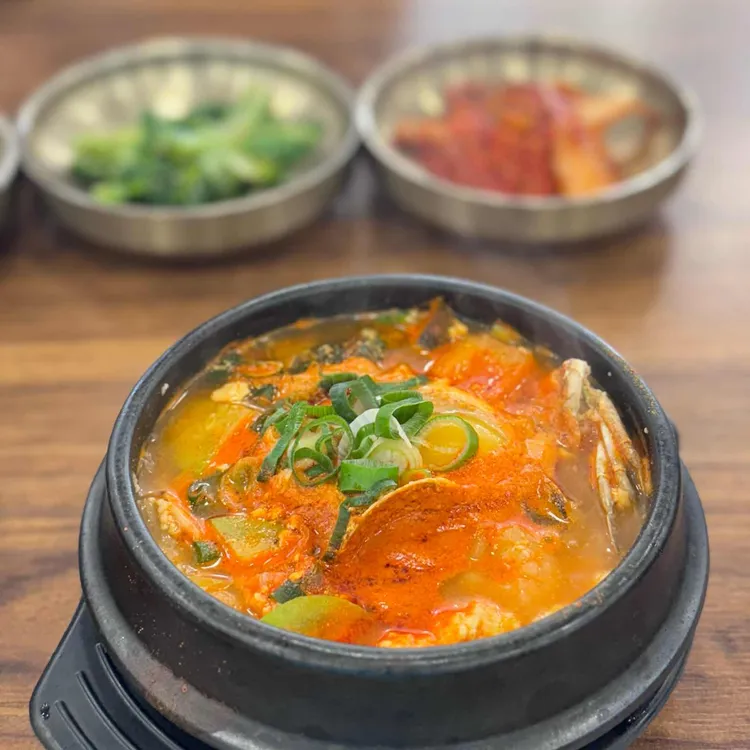 맷돌로만 대표 사진