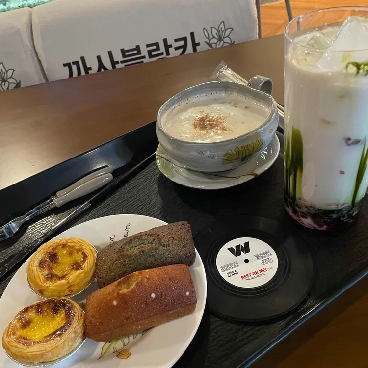 까사블랑카 커피크럽 대표 사진