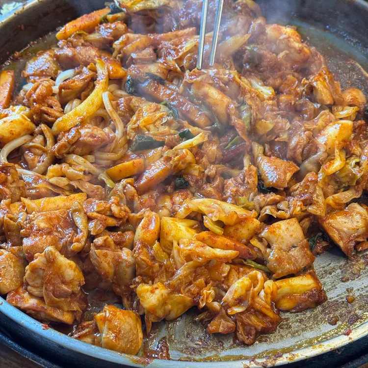 통나무집 숯불닭갈비 사진