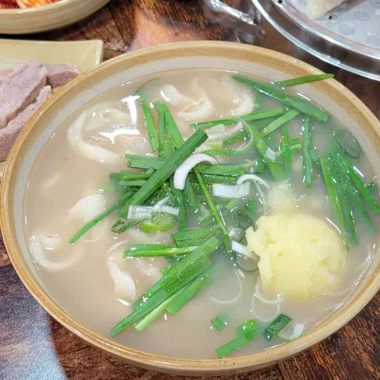 이유간 백년칼국수 사진