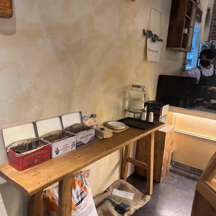 랩소디인브레드 대표 사진