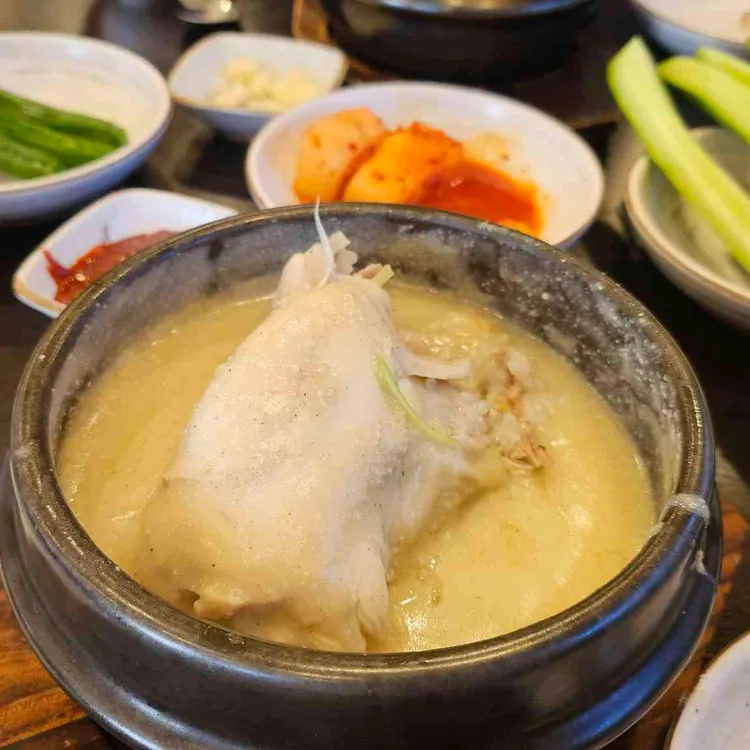 경복궁삼계탕 대표 사진