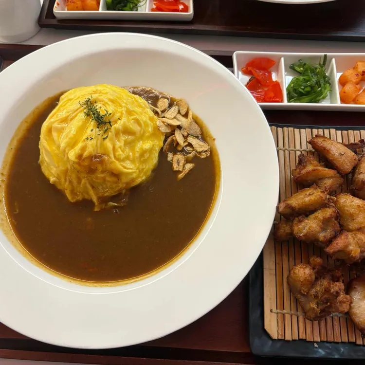 토모토 카레 사진