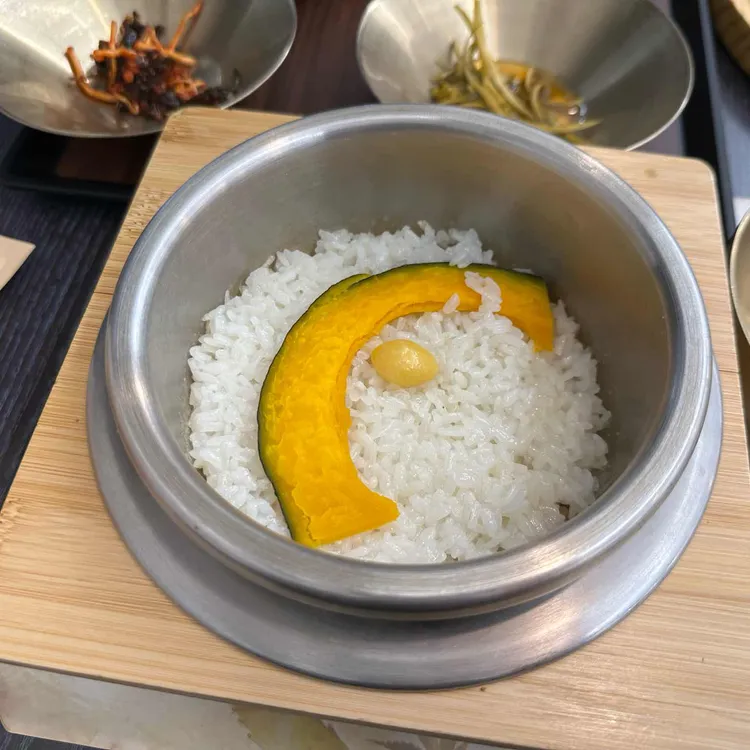 봄설 대표 사진