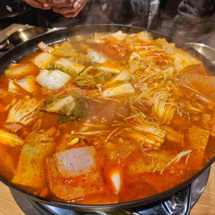 화온정숯불닭갈비 대표 사진