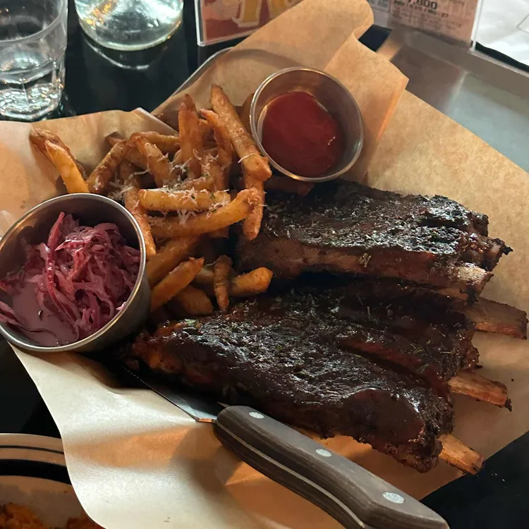 라디오베이 사진