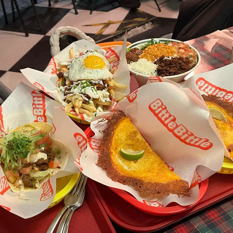 비틀비틀, 비틀스타코 사진