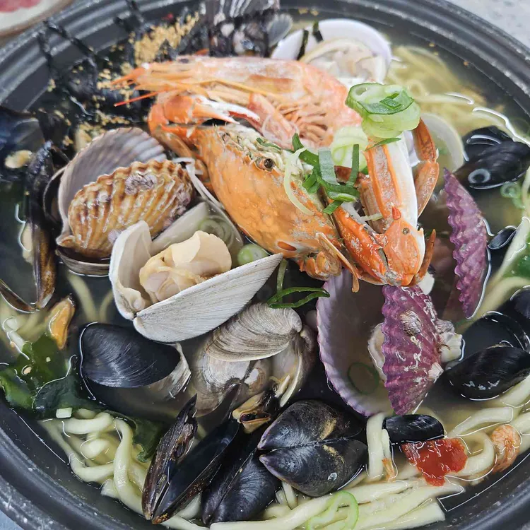 이랑수산생국수 사진