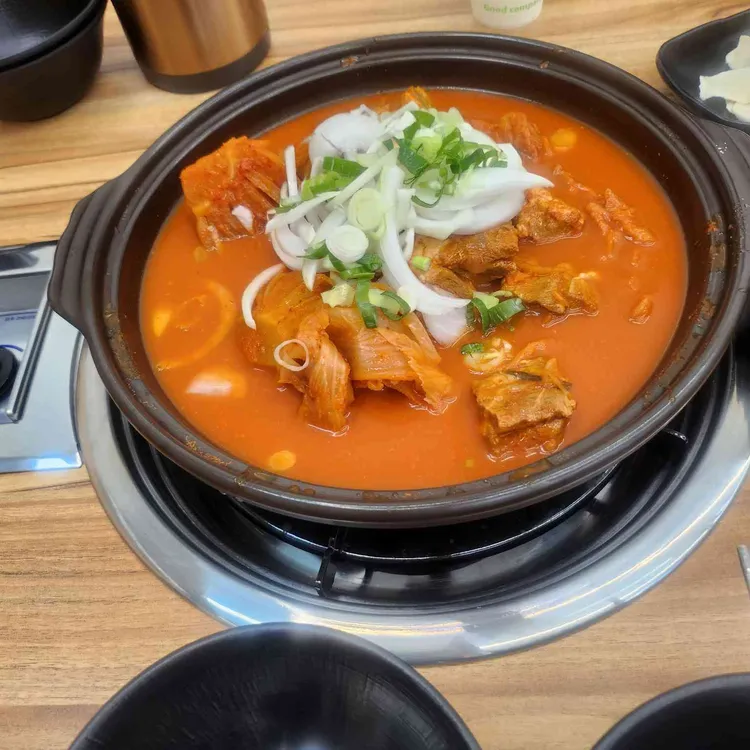 맨날먹는 김치찌개 대표 사진