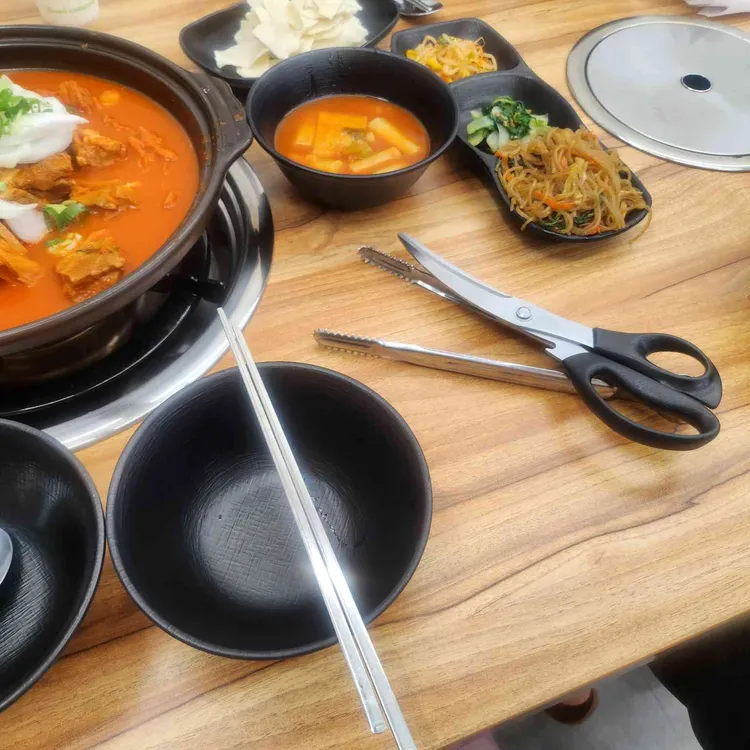 맨날먹는 김치찌개 대표 사진