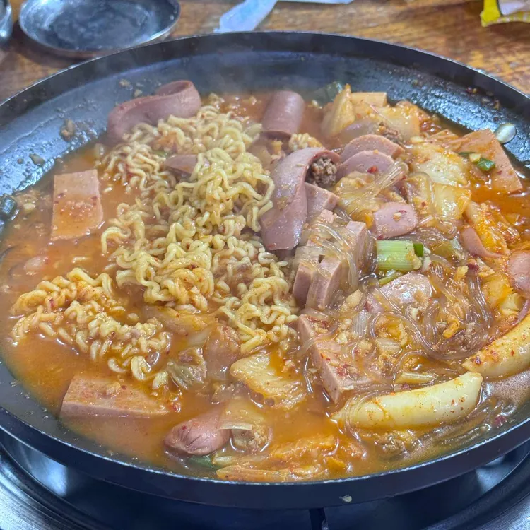 일품의정부부대찌개 대표 사진