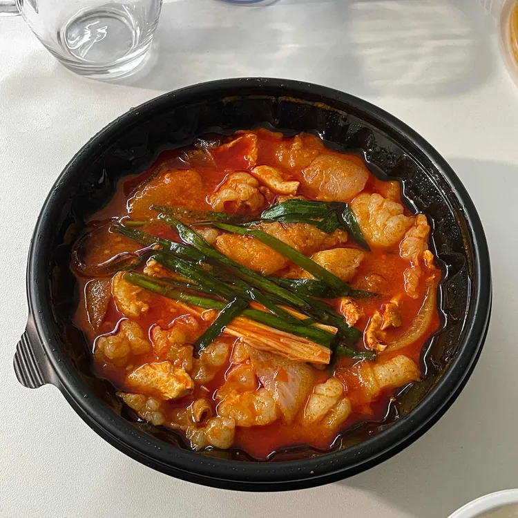 나혼자 찜닭&닭볶음탕 대표 사진
