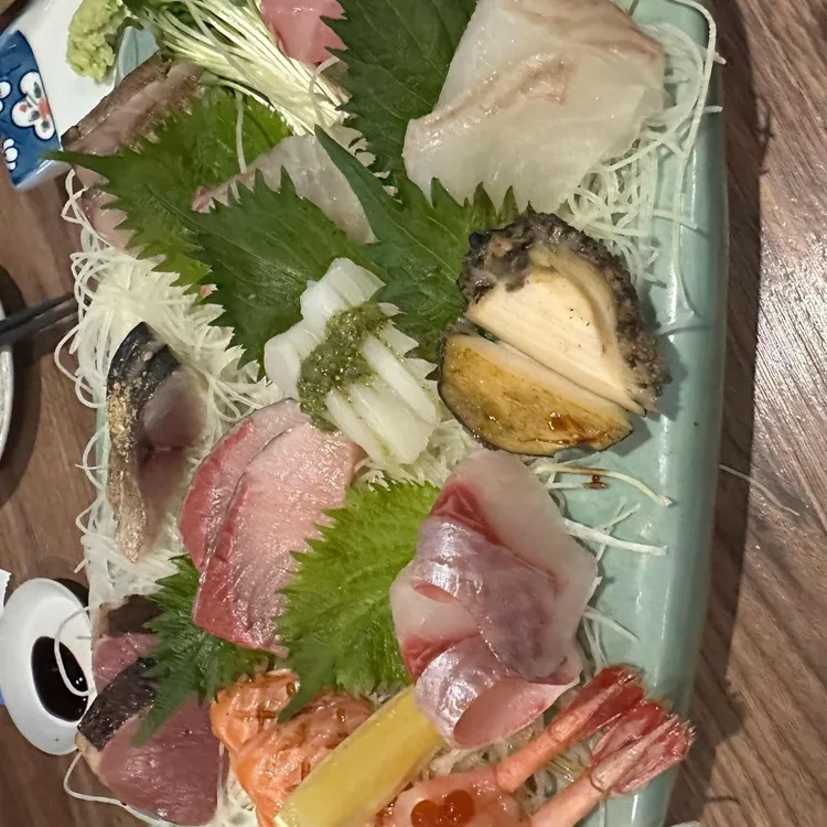 윤슬 대표 사진