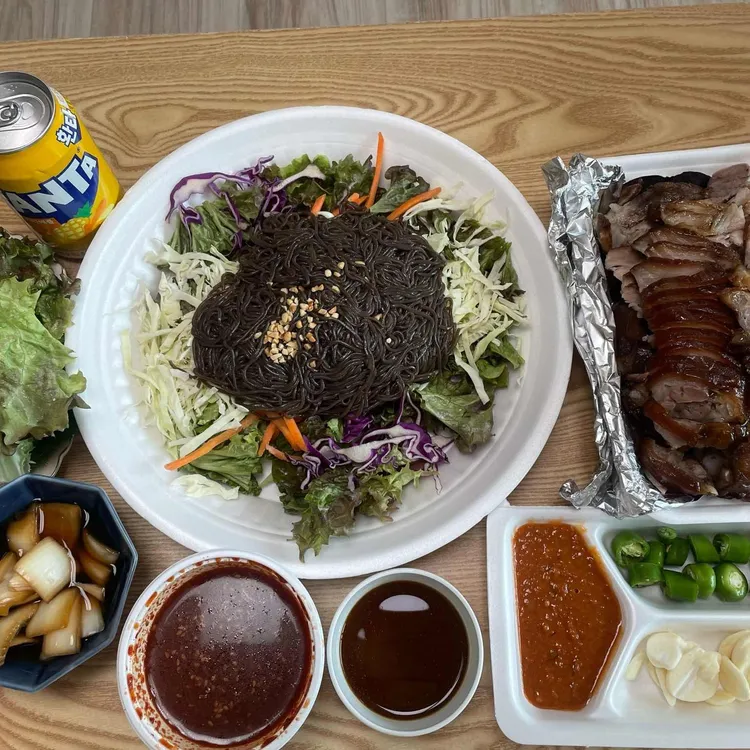 김주연왕족발 대표 사진