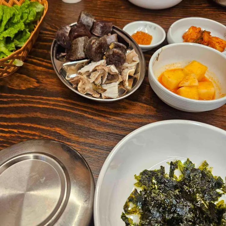 돼지국밥 신서옥 대표 사진