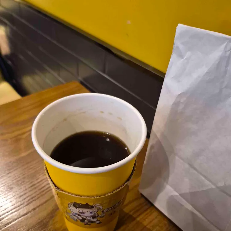 컴포즈커피 대표 사진