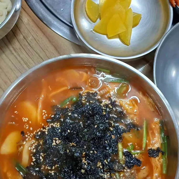 까치칼국수 사진