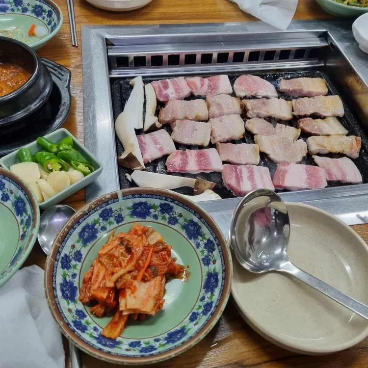 진우쌈밥 대표 사진