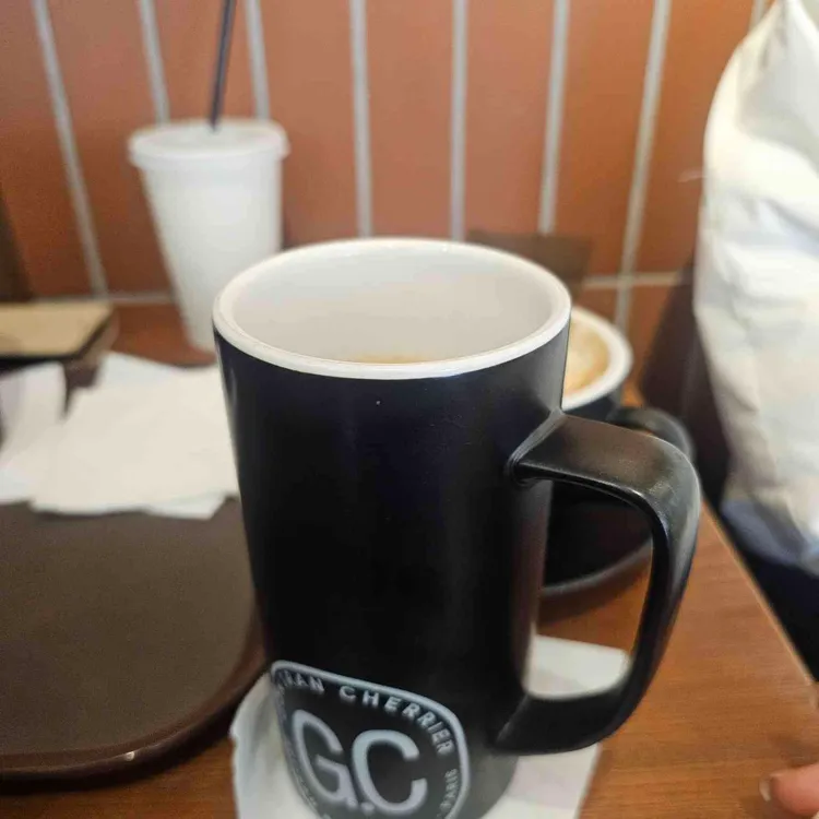 곤트란쉐리에 대표 사진