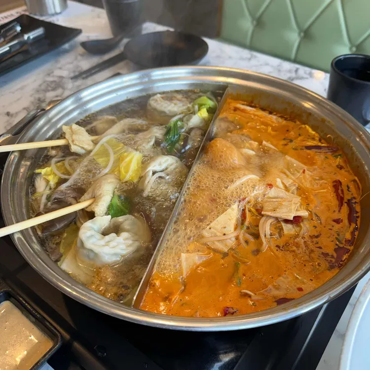 퐁당 대표 사진