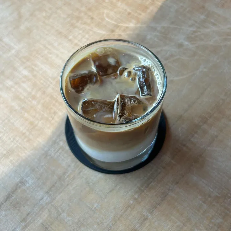 틸투모로우 대표 사진