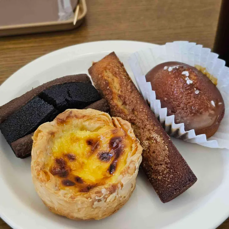 굽데이 대표 사진