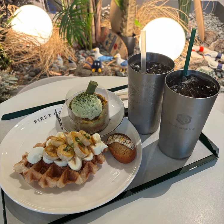 퍼스트커피랩 사진