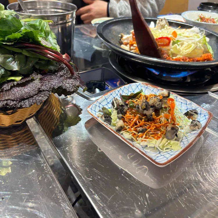 삼거리돌솥쌈밥 대표 사진