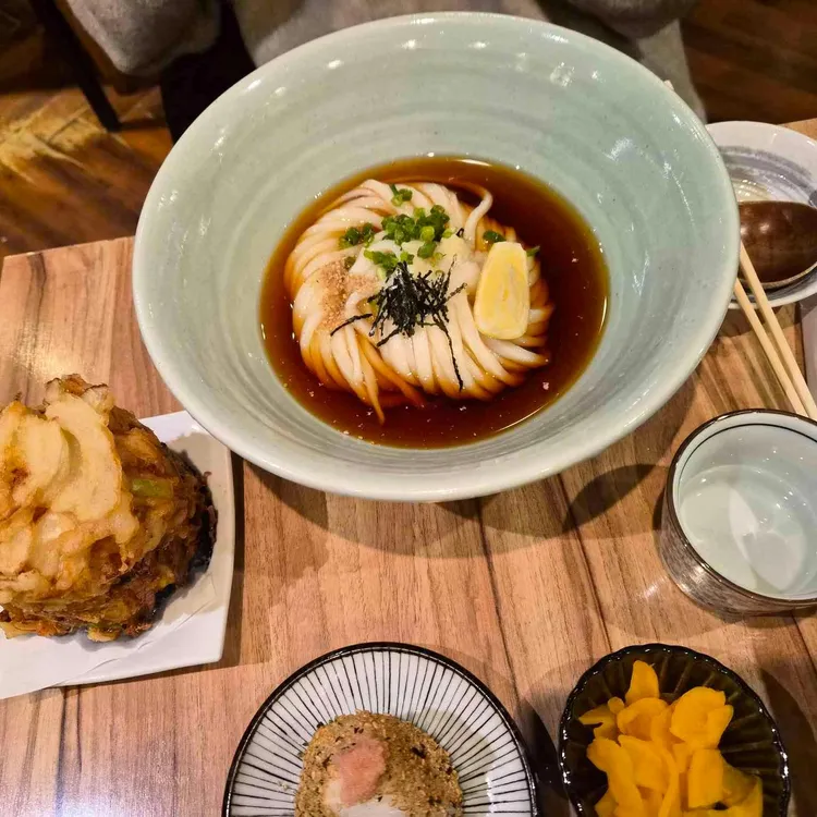 우동 카덴 사진