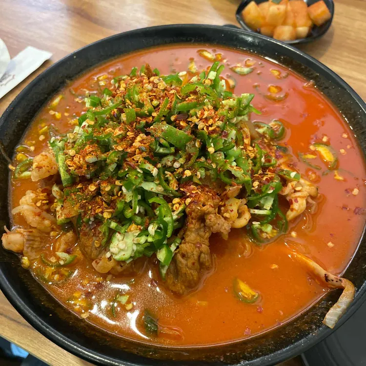 뉴진각 대표 사진