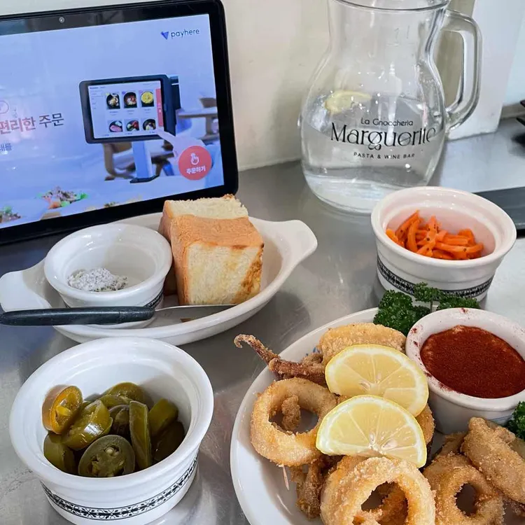 비바나폴리 사진