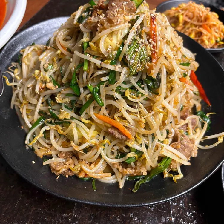 달의뒷편 대표 사진