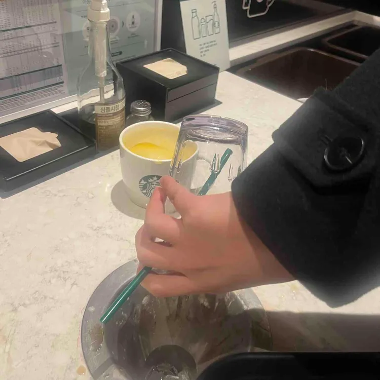 스타벅스 대표 사진