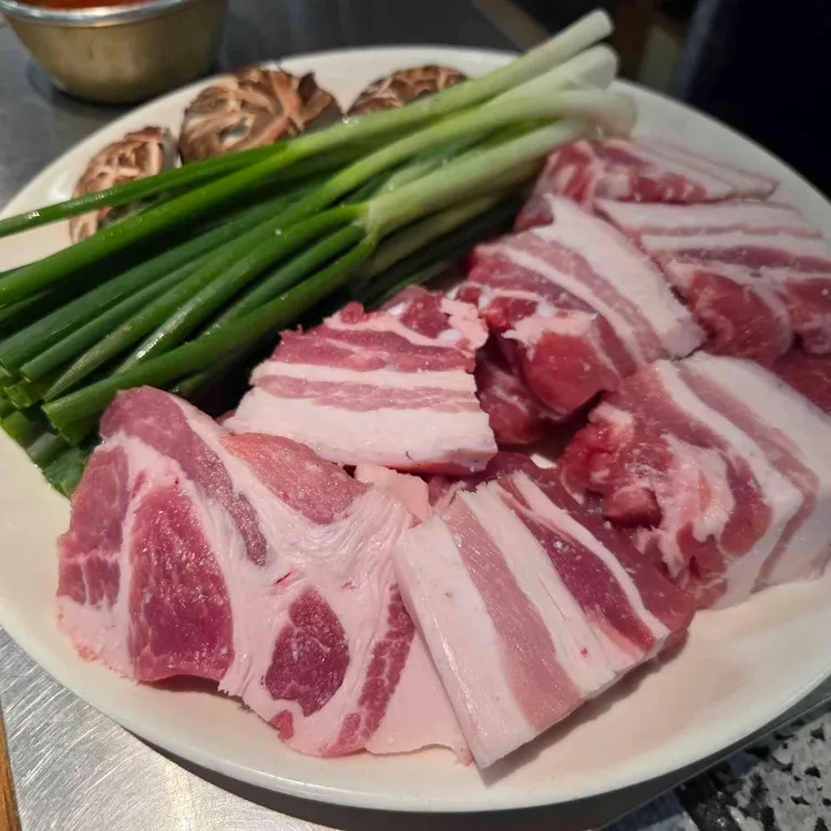 산청숯불가든 사진