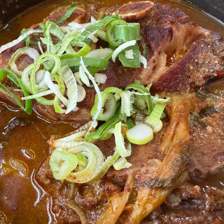 본가왕뼈감자탕읍내점 대표 사진