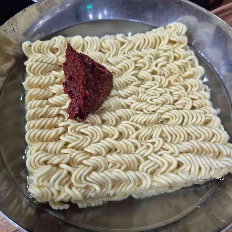 국이네낙지볶음 사진