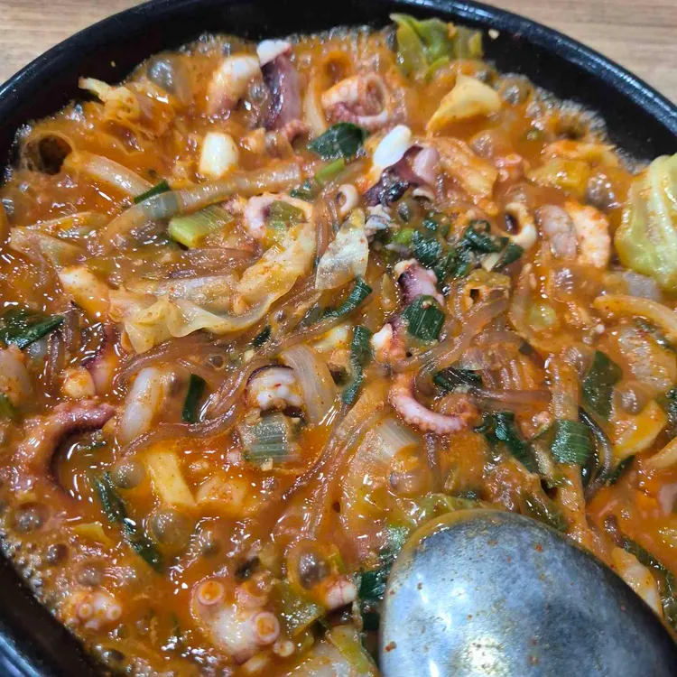 국이네낙지볶음 사진