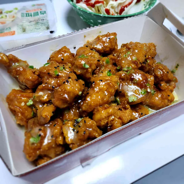 자담치킨 대표 사진