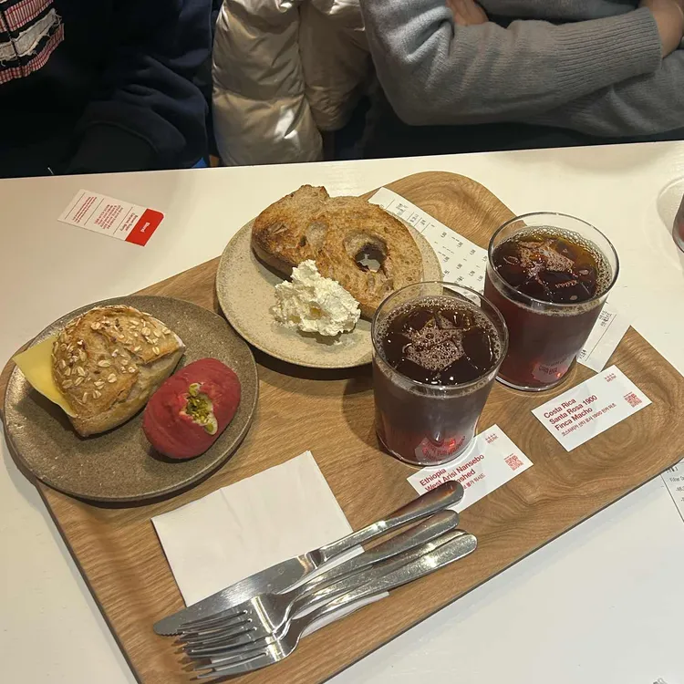 베르크 로스터스 사진