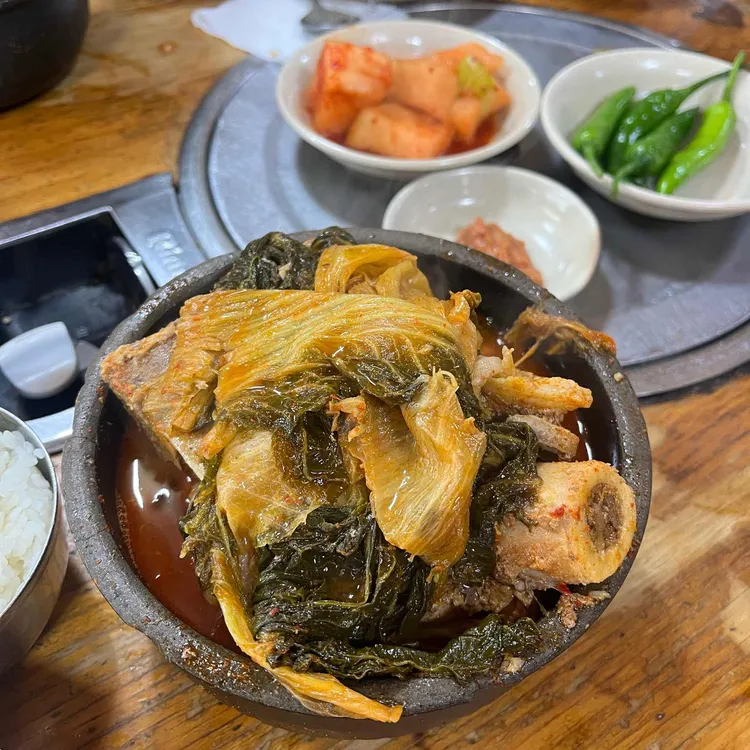 전주 감자탕 뼈해장국 사진