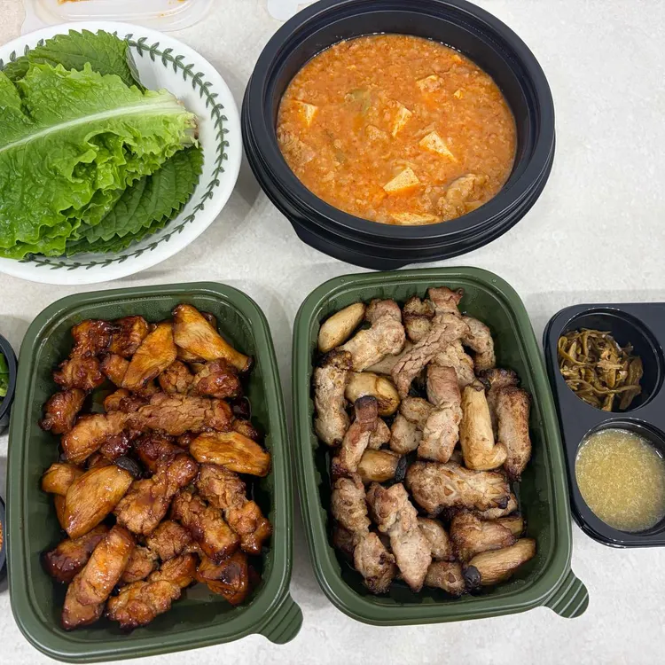 육식사관학교 대표 사진